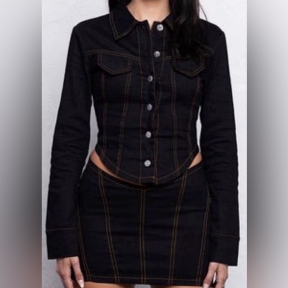 Black Mini Skirt Set💕 Please read the description below LAST ONE